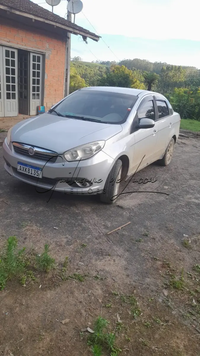 LOTE 000 - 1 (um) veículo FIAT/SIENA ESSENCE 1.6, placa AXK-8835, RENAVAM 573084629, ano/fabricação 2013/2014